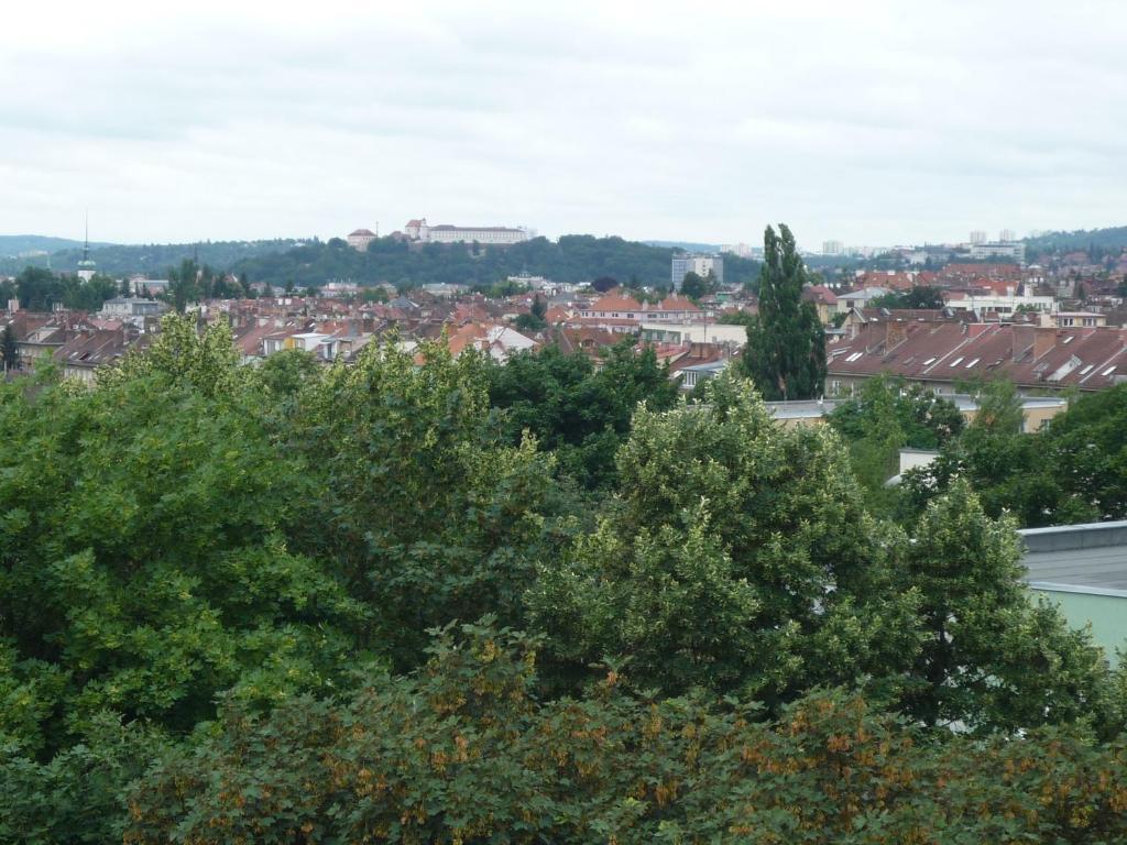 Koleje J.A.Komenského Brno Exterior foto