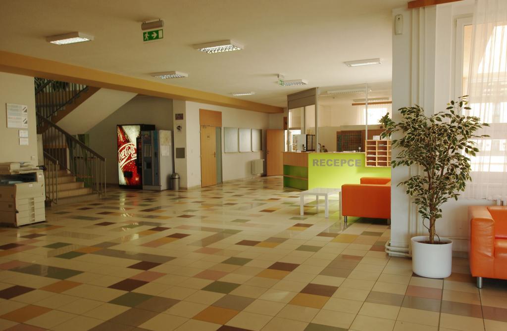 Koleje J.A.Komenského Brno Exterior foto